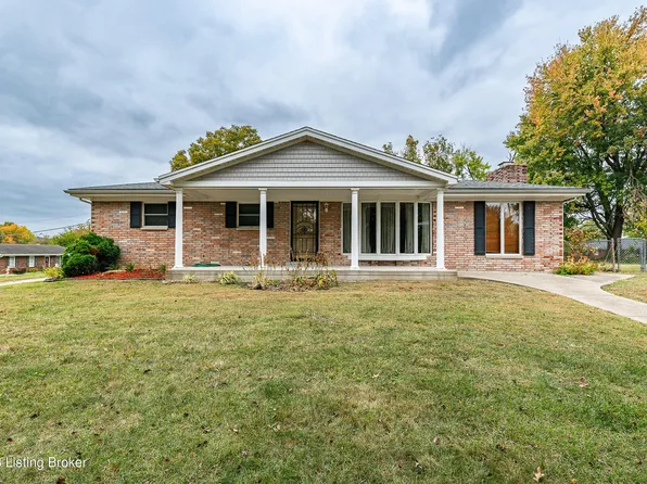 646 Pennsylvania Ave, Sellersburg, IN 47172