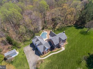 6960 Bond St, Saint Leonard, MD 20685