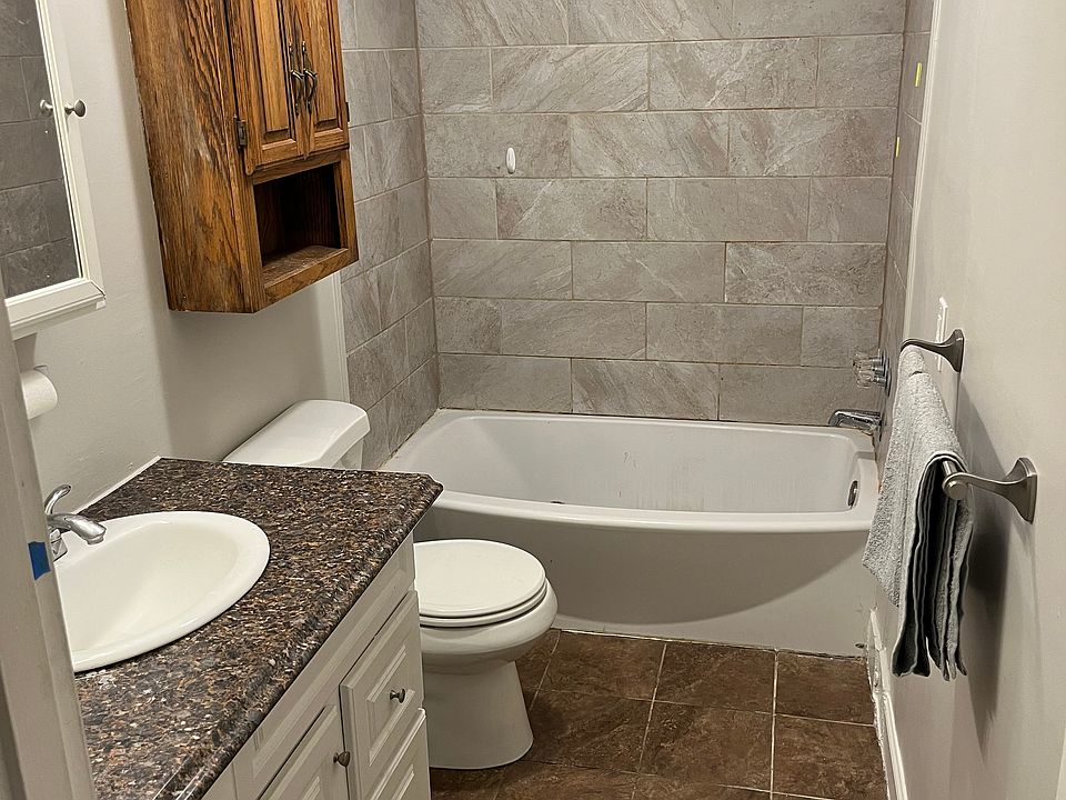 2nd image of 103 Webster Ln