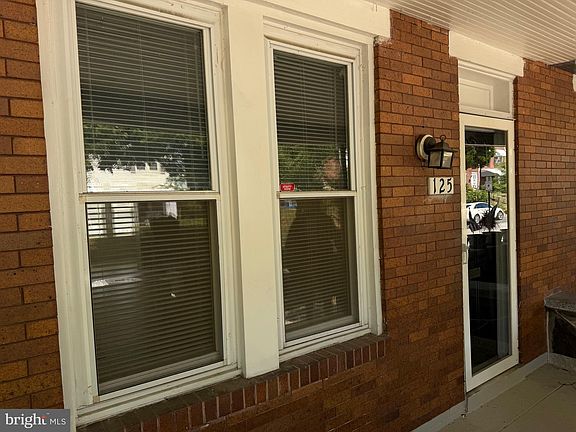 2nd image of 125 N Monastery Ave