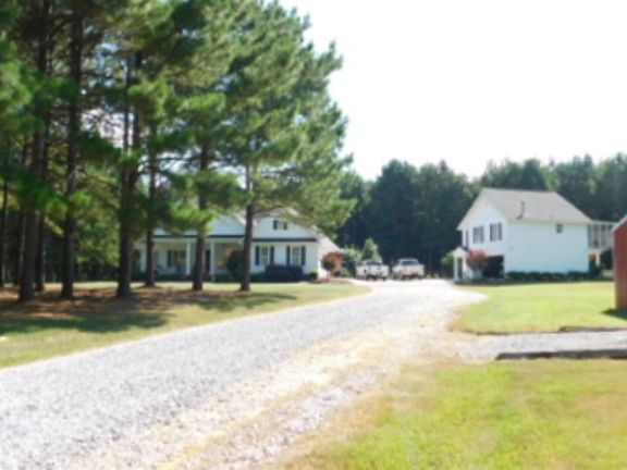 4th image of 945 Highway 483 N
