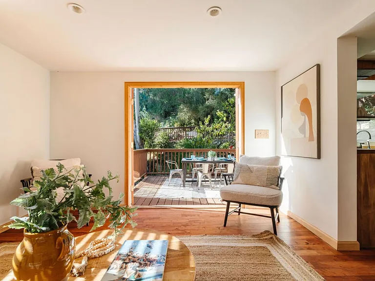 517 Canon View Trl — Photo 4