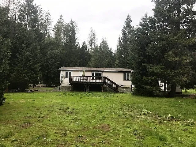 700 Seiad Oaks Rd photo 1