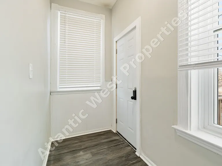 1512 Blair Ave #D — Photo 5
