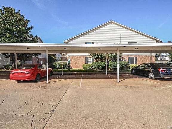 2nd image of 3636 Greenacres Dr #159
