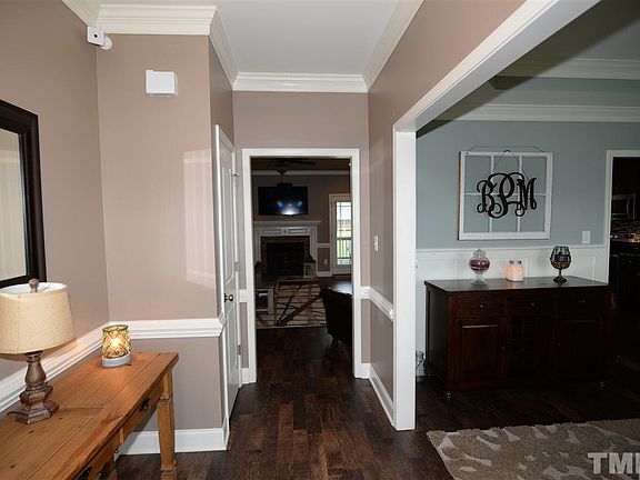 4th image of 354 Carriage Creek Dr
