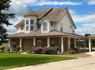 9127 Rock Creek Rd, Beach City, TX 77523