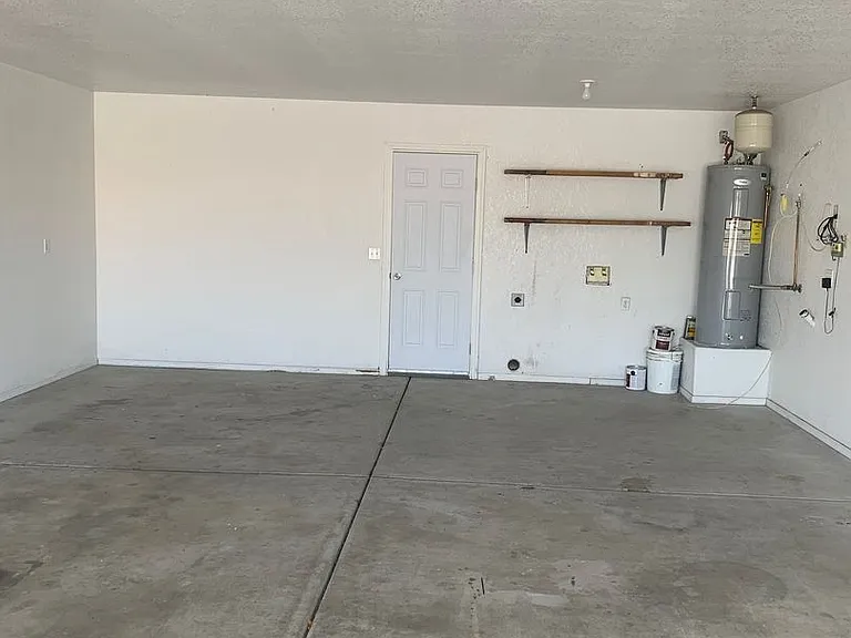 2870 Winterhaven Ct — Photo 19