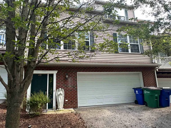 470 Tall Oak Blvd NW, Christiansburg, VA 24073