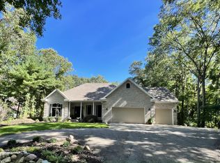 17836 W Spring Lake Rd, Spring Lake, MI 49456