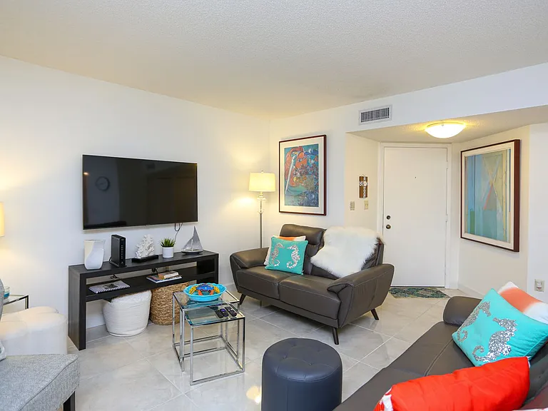 1522 Mainsail Dr #2 — Photo 36