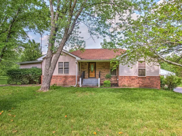 1113 Harsh Ln, Castalian Springs, TN 37031