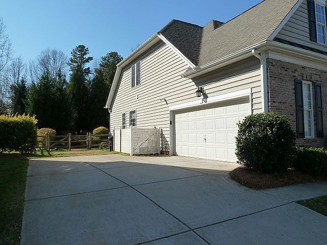 2nd image of 15100 Hugh McAuley Rd