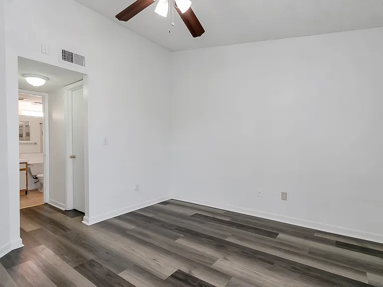 1908 Lake Atriums Cir #11 — Photo 11