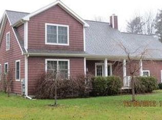 8 Autumn Crest Ln, Readfield, ME 04355