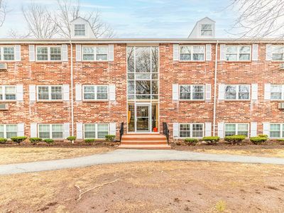 101 Edgelawn Ave APT 11, North Andover, MA, 01845