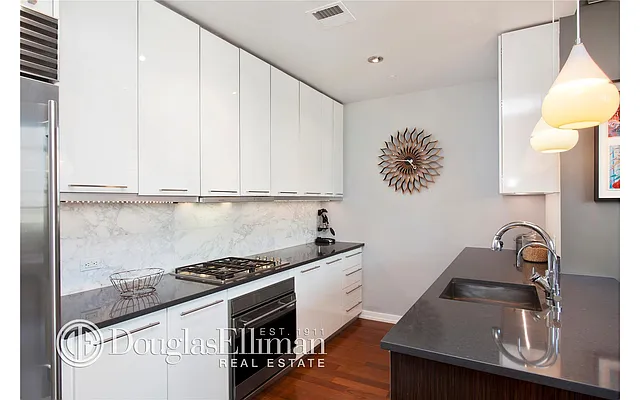 Sold by Douglas Elliman | media 14