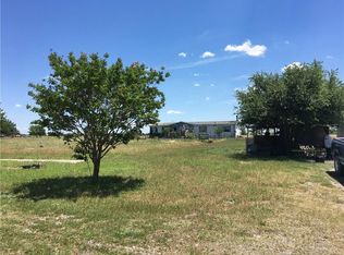 210 Whitfill Rd, Ennis, TX 75119