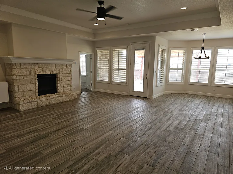 1520 Overshine Ln — Photo 2