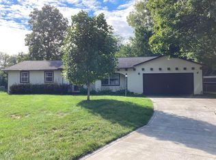 1325 Sequoia Ln, Heath, OH 43056