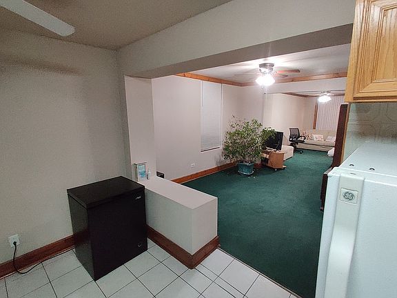 4th image of 1515 N Lawndale Ave
