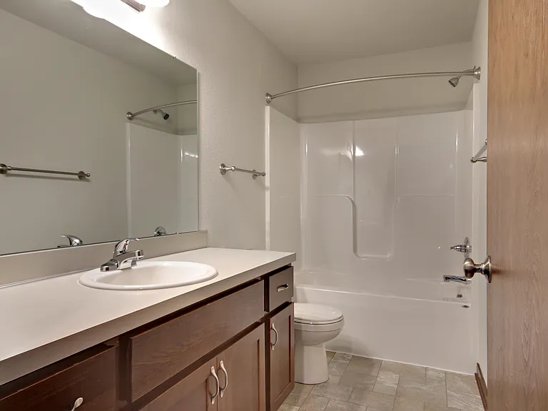 6226 Blendon Dr #302 — Photo 3