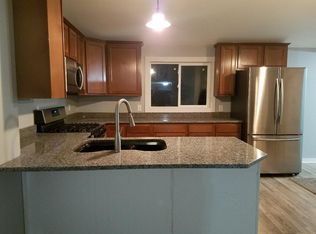 4810 Dexter St, Rockford, IL 61108