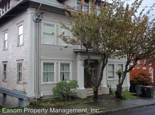 1030 Franklin Ave APT 2, Astoria, OR 97103