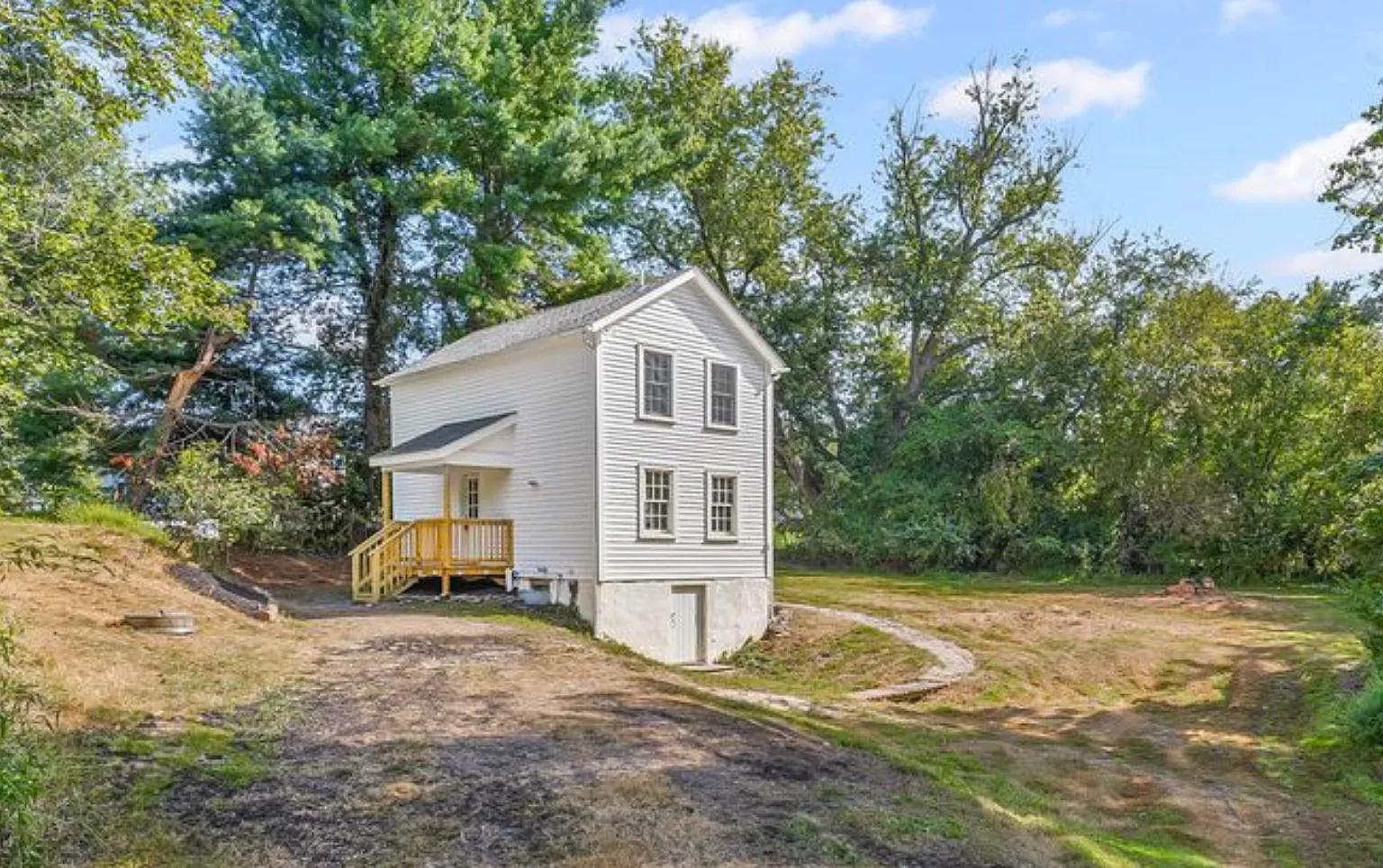 1 bed, 850 sqft, $1,900 — Photo 4