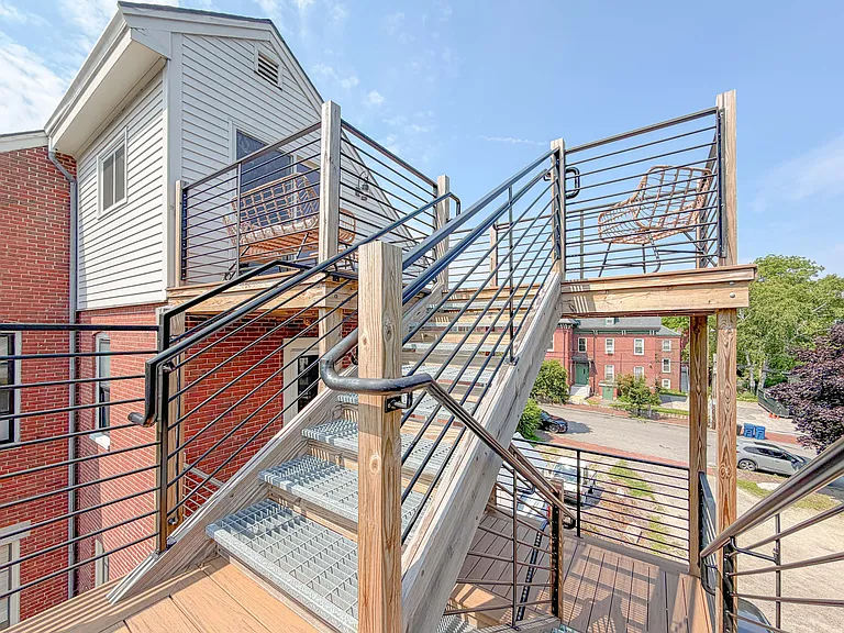 168 Danforth St #3 — Photo 44
