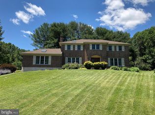 1115 Kelly Dr, Newark, DE 19711