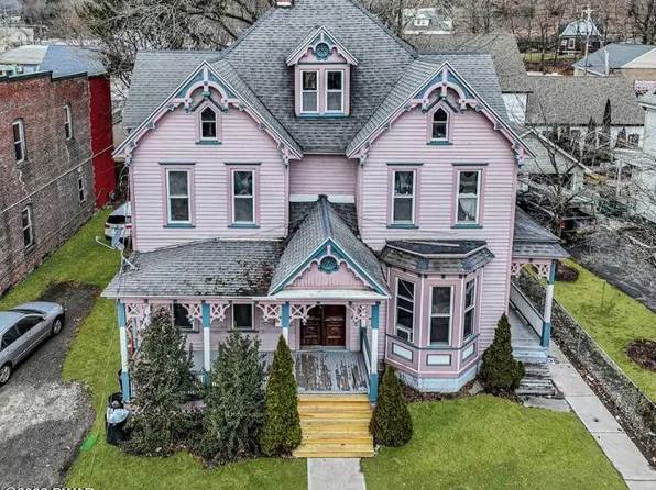 12 Orange St, Port Jervis, NY 12771