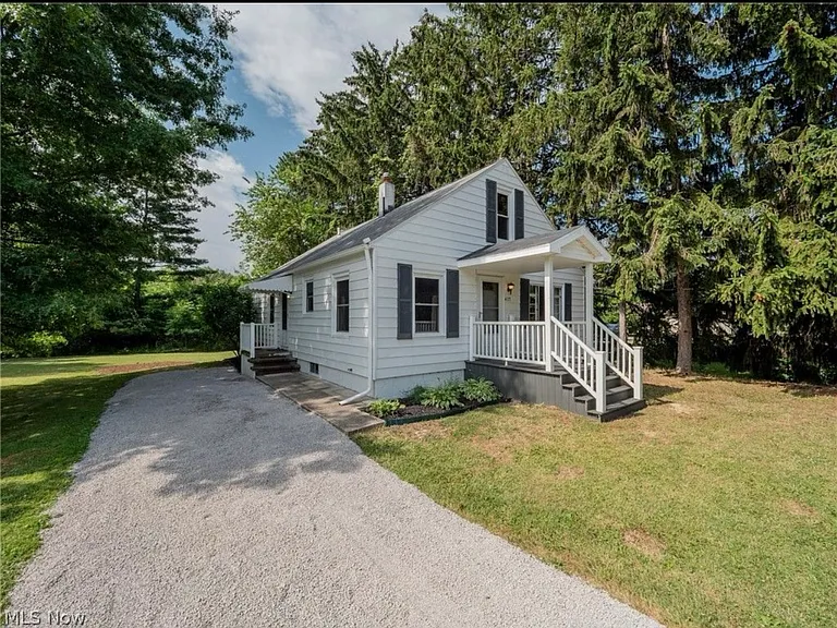 4117 Jaeger Rd — Photo 2