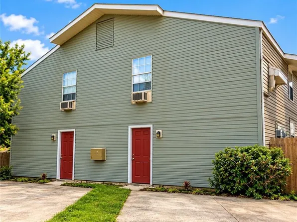209 Helen St, Gretna, LA 70056