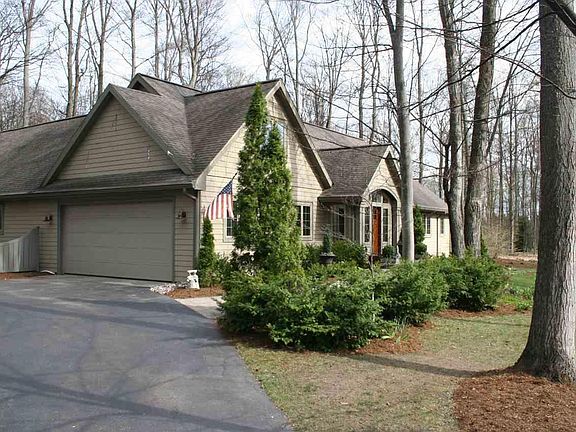 3rd image of 5680 Bay Meadows Dr