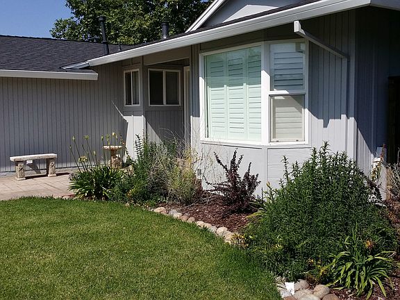 2nd image of 5942 Mescalero Dr