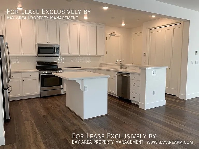 195 Avenue Cabrillo N #9 — Photo 2