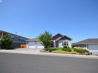 1901 Golden Way, The Dalles, OR 97058