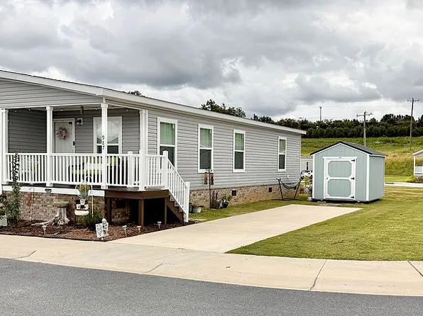 987 Atlanta Dr, Spartanburg, SC 29306