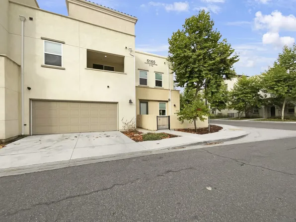 5165 Calle Sandwaves Unit 11, San Diego, CA 92154