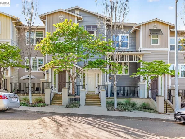 223 Birch Creek Dr, Pleasanton, CA 94566