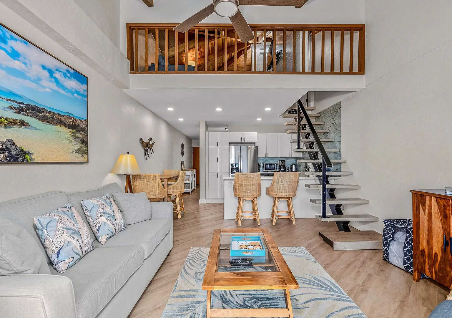 Shores of Maui 215 - Modern Reno, Ocean Views, Loft Lounge, King Bed, — Photo 4