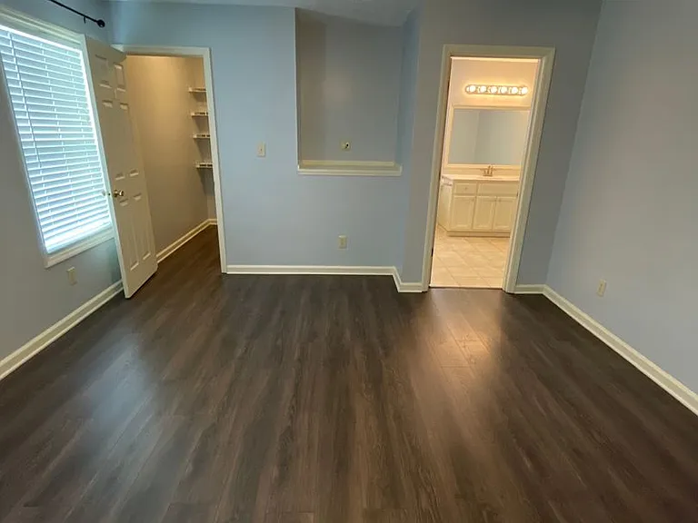 1016 Locust Ct — Photo 19