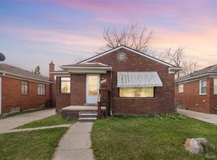 8117 Dale St, Dearborn Heights, MI