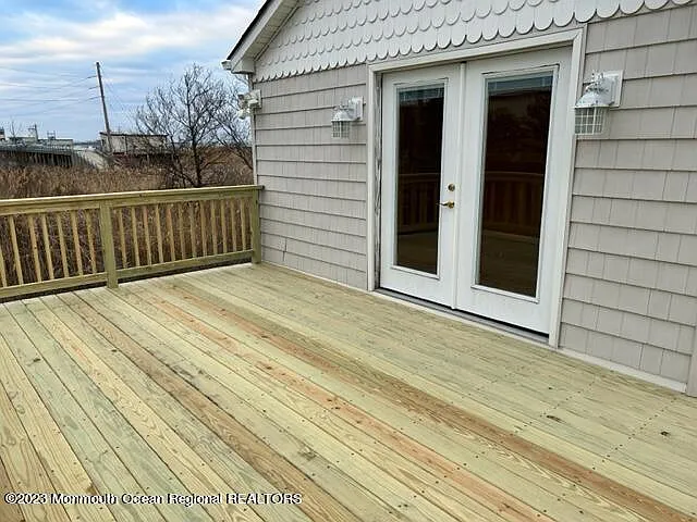 403 Cedar Ave — Photo 24