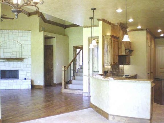 5th image of 153 Saint Andrews Dr