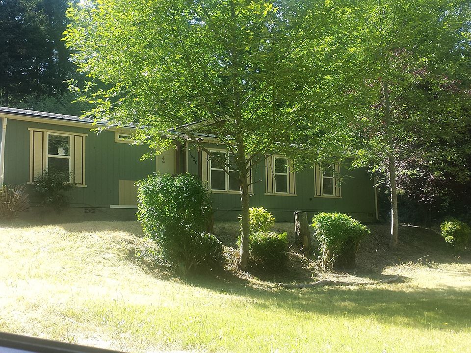 1st image of 1420 202nd Ave SW