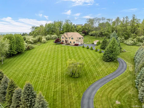 161 Pleasant Ridge Road, Poughquag, NY 12570
