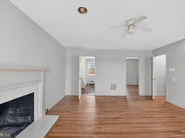 21733 Oatlands Rd — Photo 21