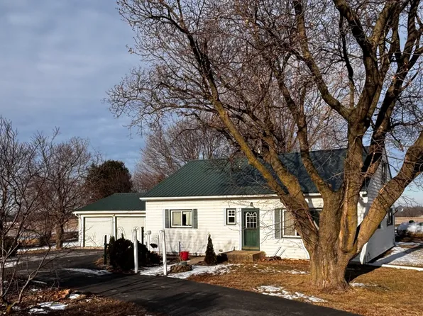 16319 Ideal Rd, Thomson, IL 61285